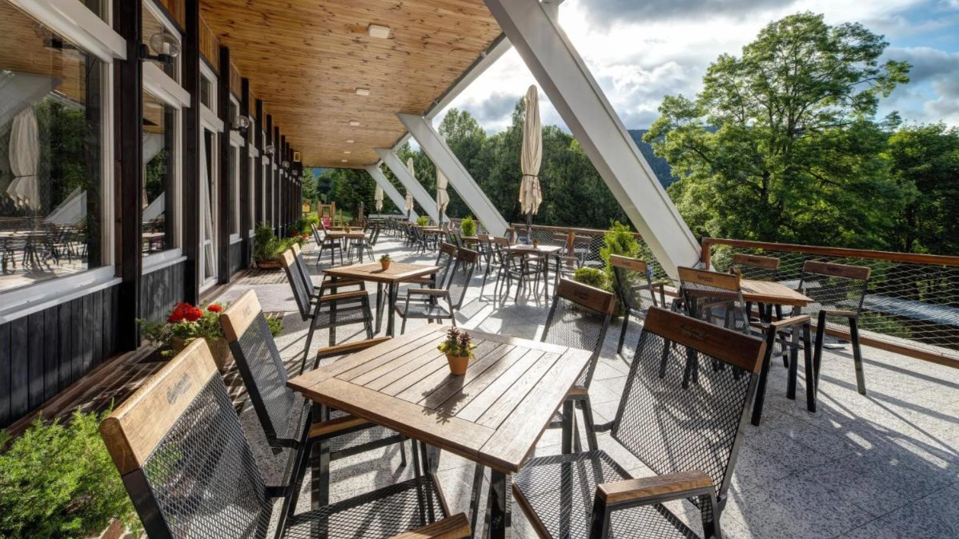 Piinia Pinia Hotel & Resort in Špindlerův Mlýn | Tschechoreisen